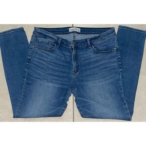 Abercrombie & Fitch Mid Rise Super Skinny Jeans